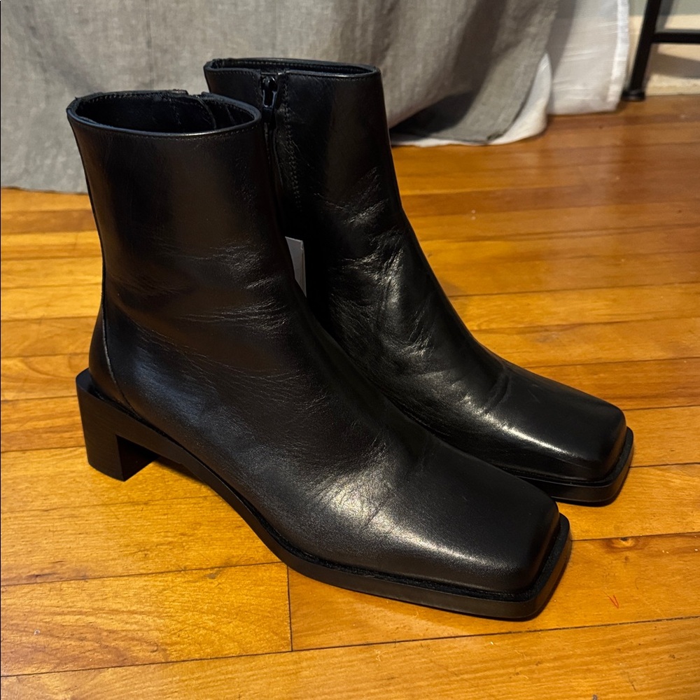 Zara Sleek Black Ankle Booties